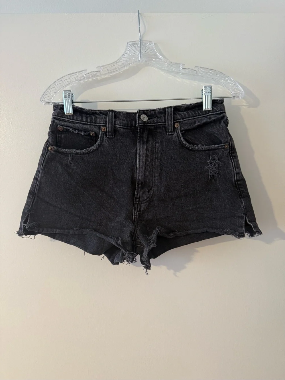 Abercrombie & Fitch Mom Short High Rise Black Distressed Denim Shorts Size 27